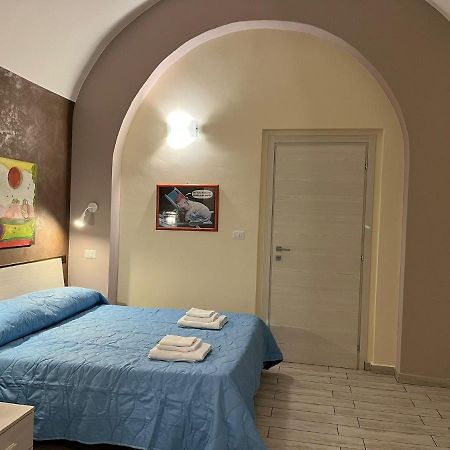 Casa Ventimiglia Apartment คาตาเนีย ภายนอก รูปภาพ