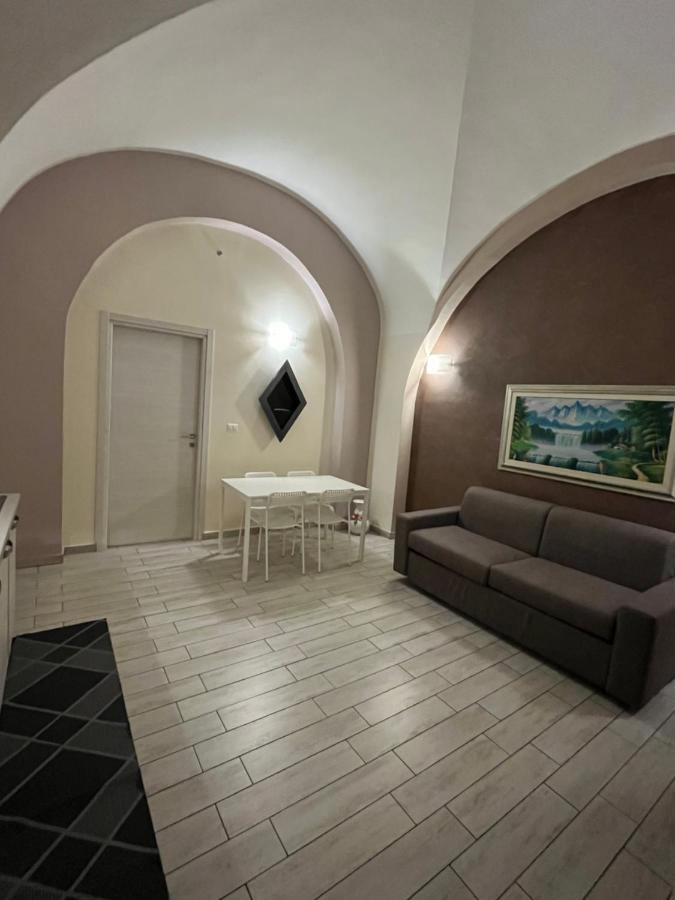 Casa Ventimiglia Apartment คาตาเนีย ภายนอก รูปภาพ