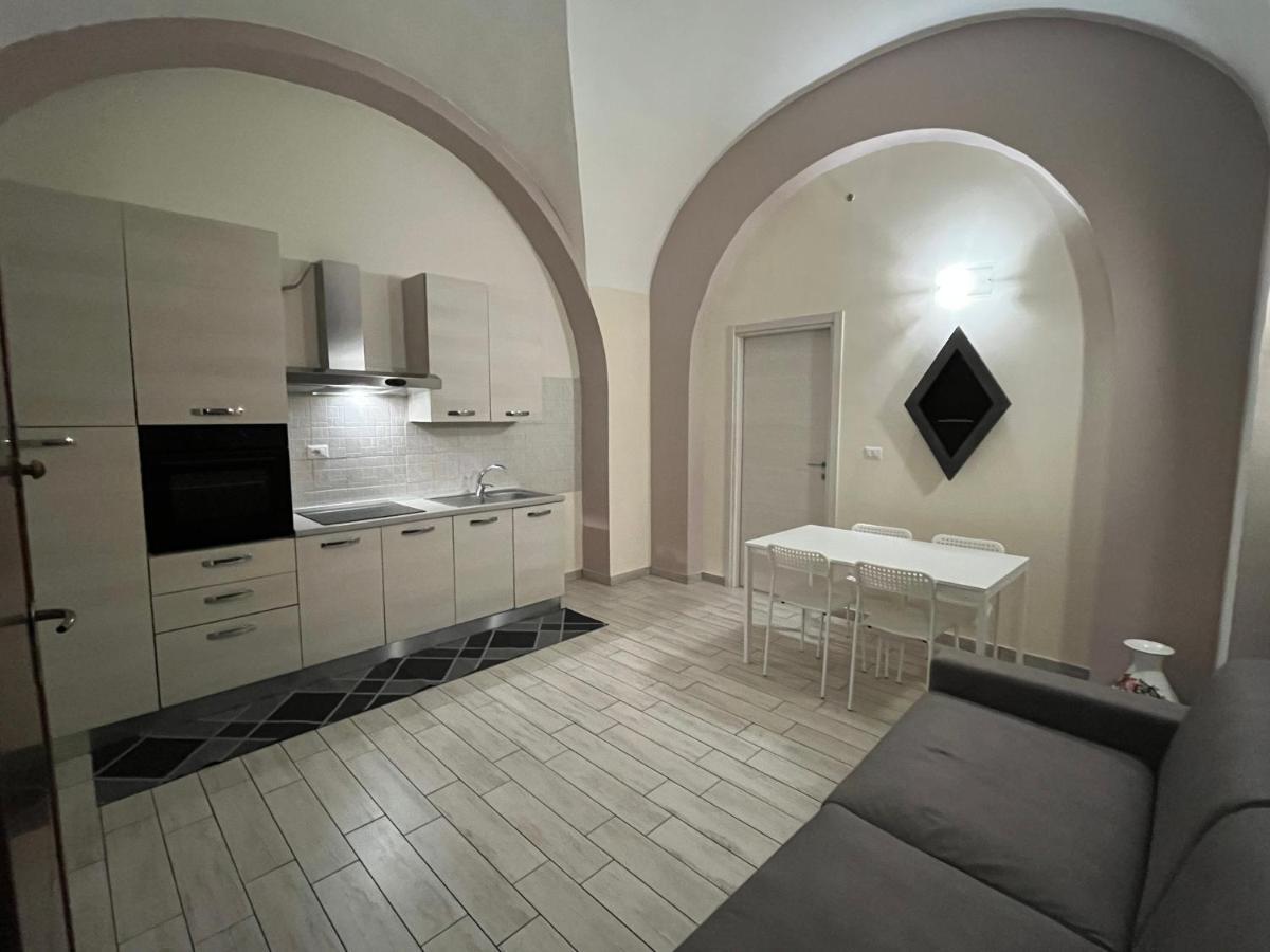 Casa Ventimiglia Apartment คาตาเนีย ภายนอก รูปภาพ