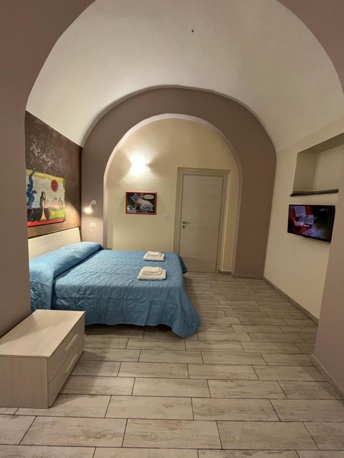 Casa Ventimiglia Apartment คาตาเนีย ภายนอก รูปภาพ